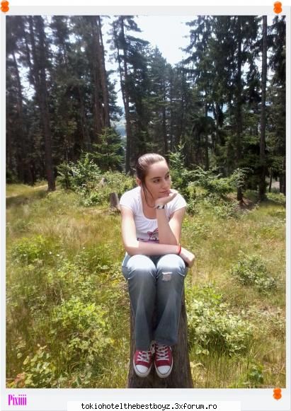 domnu` slash doamna faceti`va stiti :]] buna~!! cheama daria, dar spune pixi, deci voi sa`mi ziceti