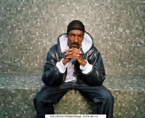 snoop dogg snoop doog, numele sau real calvin broadus s-a nascut octombrie 1972. mama obisnuia sa-i