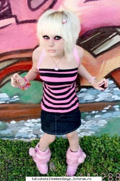 emo girl dakota rose