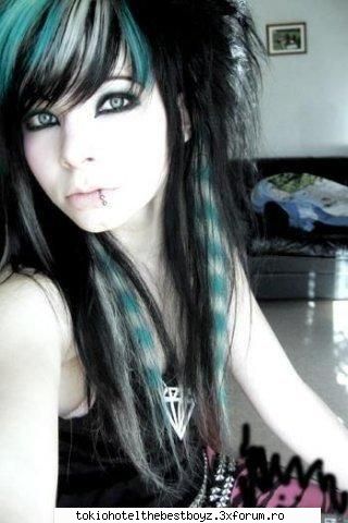 emo girl tot