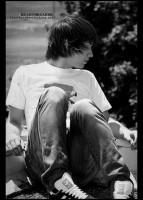 punem poze baieti emoemo boy