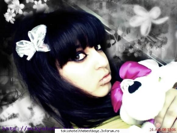 emo girl n-am prea multe poze emo ...&nbsp;