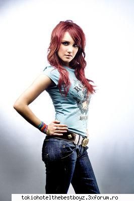 rbd poze dulce maria dezbracata cartea `dulce `dulce amargo` (dulce amar) este numele cartii care