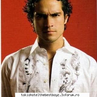rbd rbd: alfonso herrera joaca alfonso herrera este doilea membru grupului rbd, dupa christian